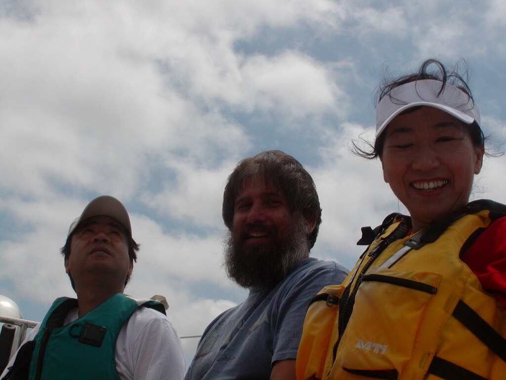 No description provided for: /2003/07-09/0704-sailing-twins/_1/photo03.html