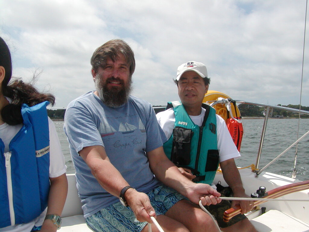 No description provided for: /2003/07-09/0704-sailing-twins/_1/photo08.html