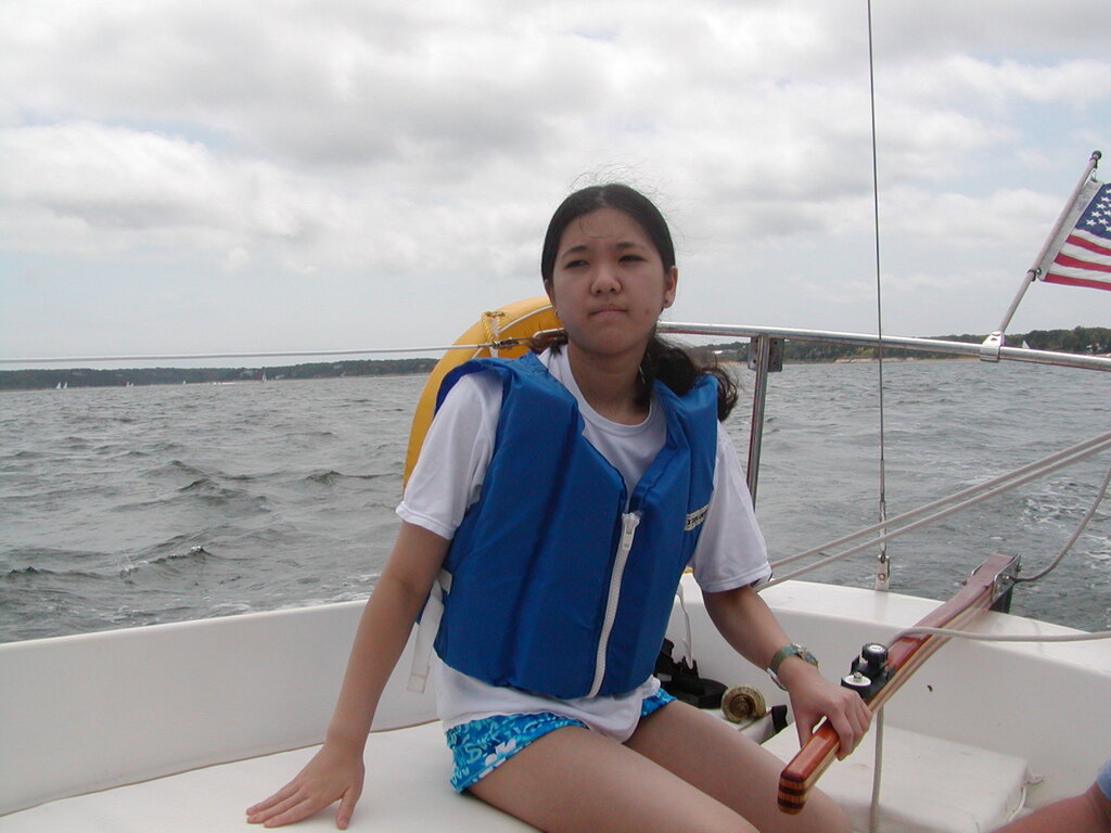 No description provided for: /2003/07-09/0704-sailing-twins/_1/photo14.html