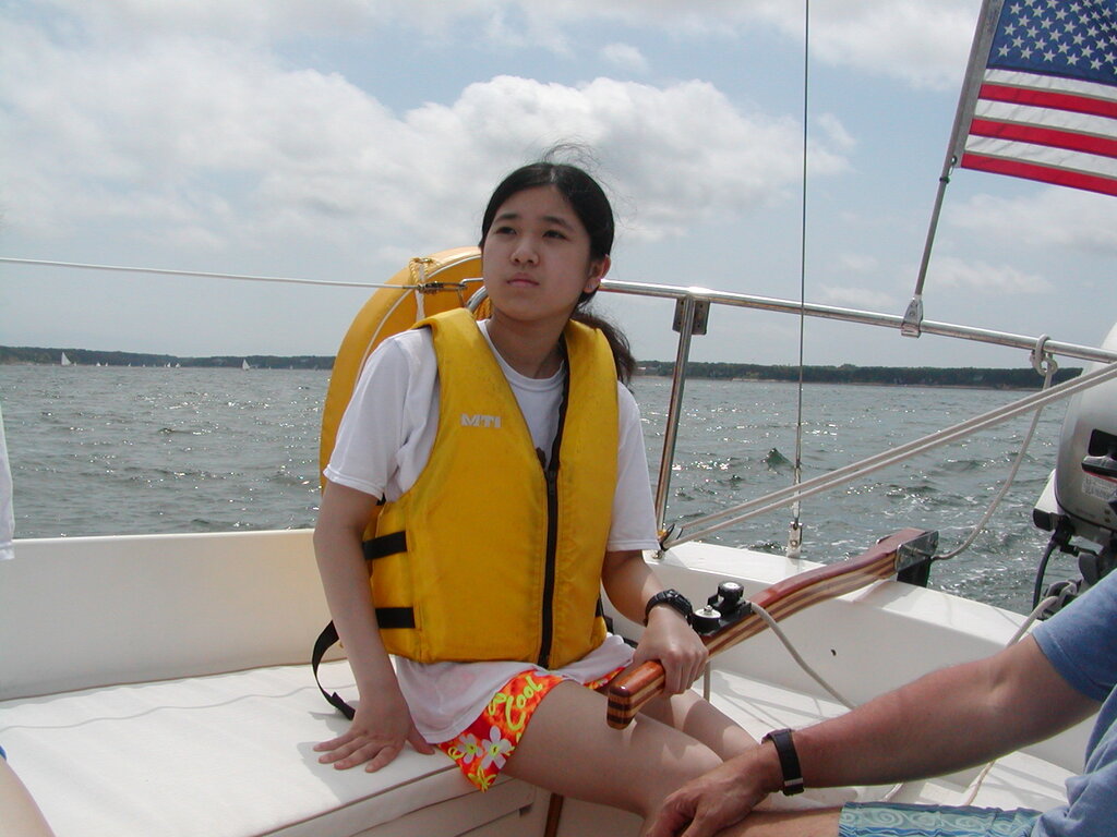 No description provided for: /2003/07-09/0704-sailing-twins/_1/photo16.html