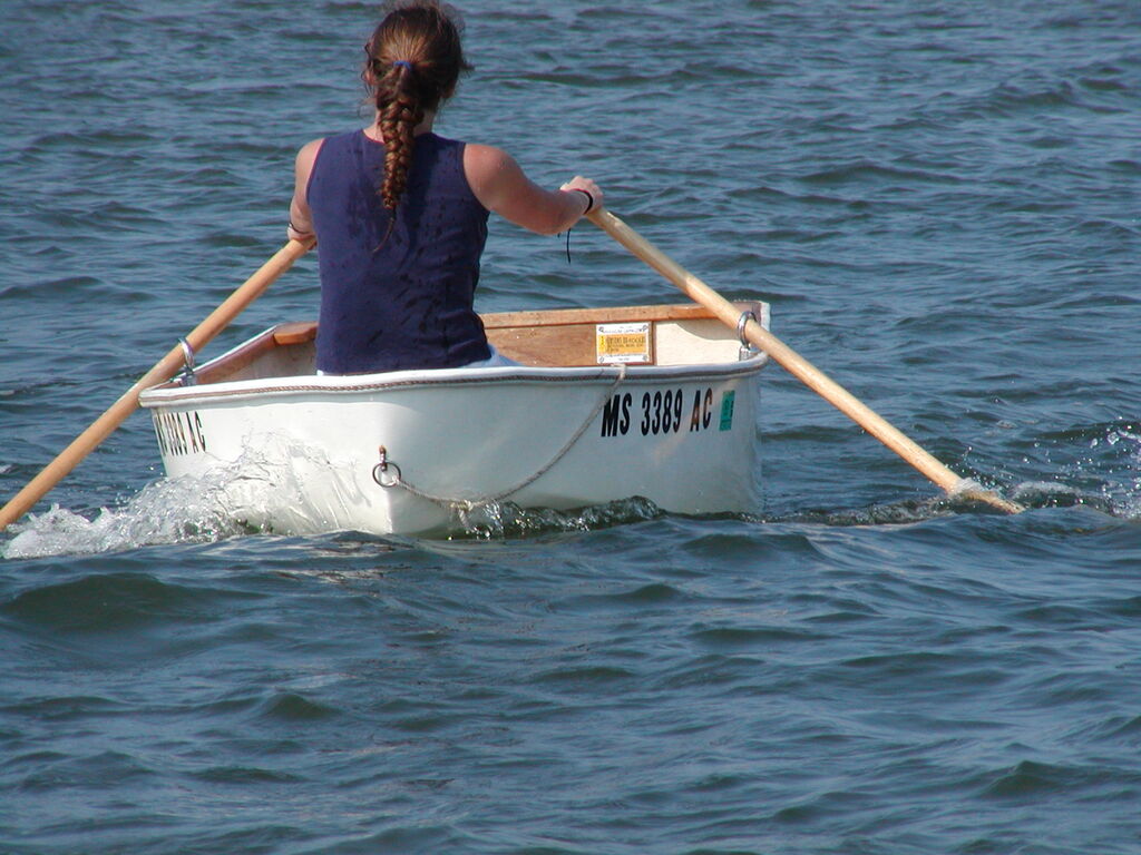 No description provided for: /2003/07-09/0704-sailing-twins/_2/photo32.html