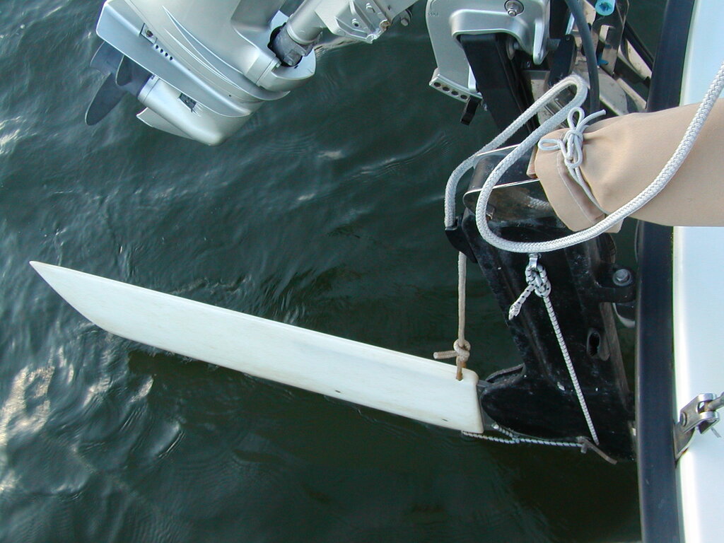 No description provided for: /2003/07-09/0710-boat-work/photo09.html