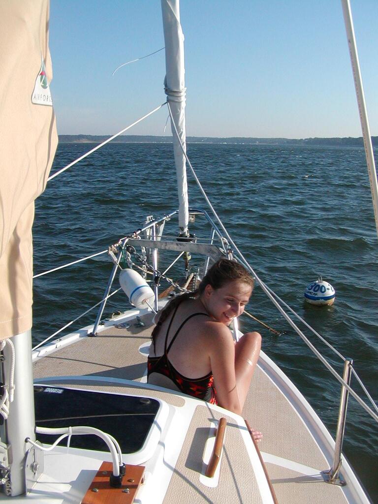 No description provided for: /2003/07-09/0712-boat-work/photo03.html