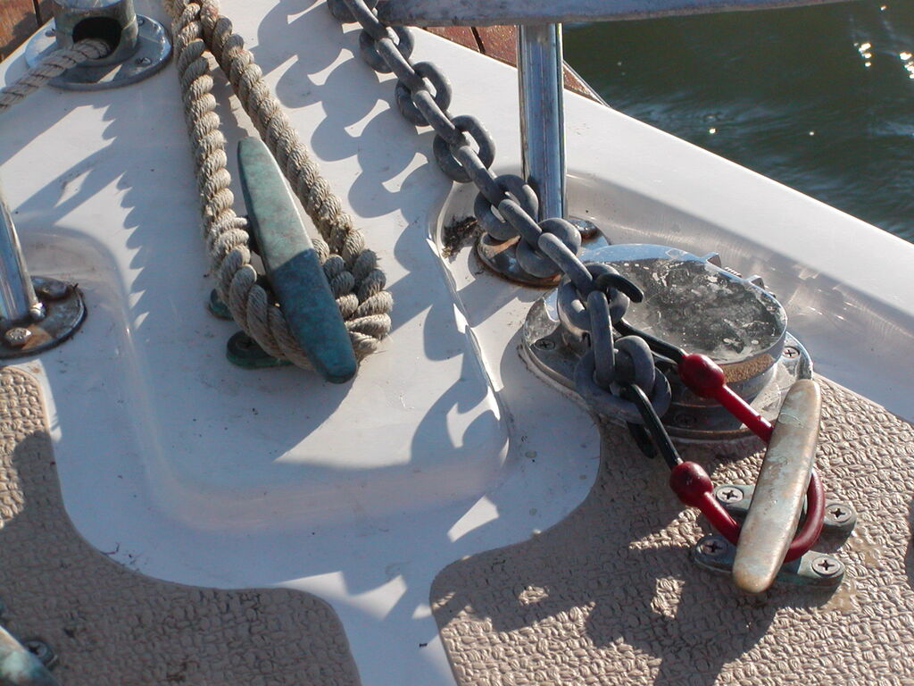 No description provided for: /2003/07-09/0712-boat-work/photo06.html