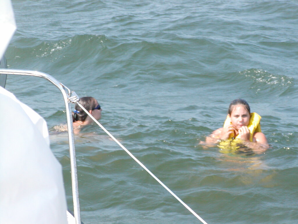 No description provided for: /2003/07-09/0713-sailing/photo08.html