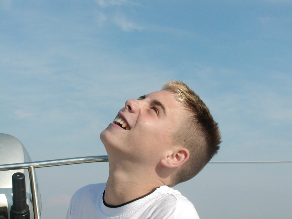 No description provided for: /2003/07-09/0713-sailing/photo16.html