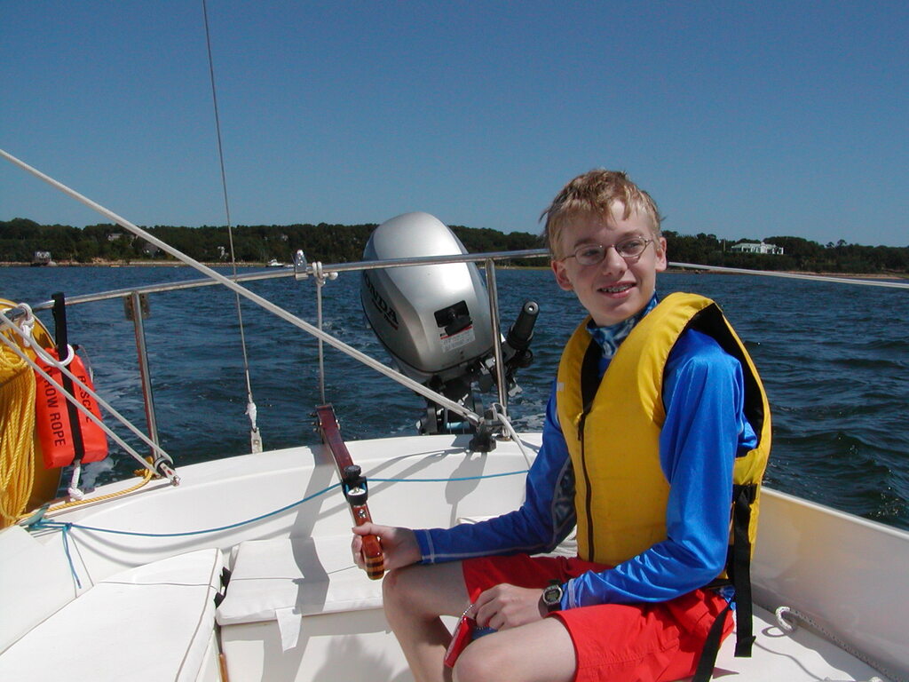 No description provided for: /2003/07-09/0731-sail-ian/photo01.html