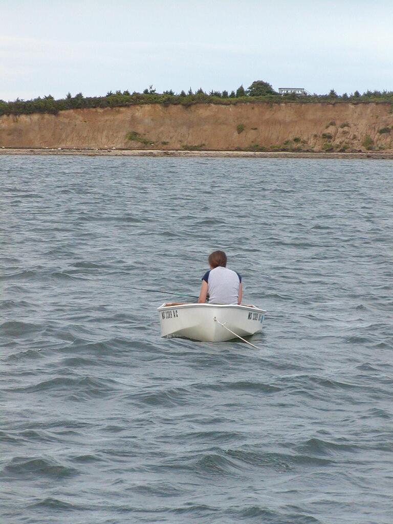 No description provided for: /2003/07-09/0809-sailing+fishing/photo08.html