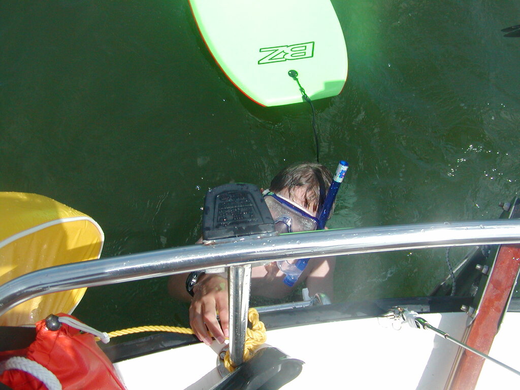 No description provided for: /2003/07-09/0810-sail-kaufmans/photo05.html