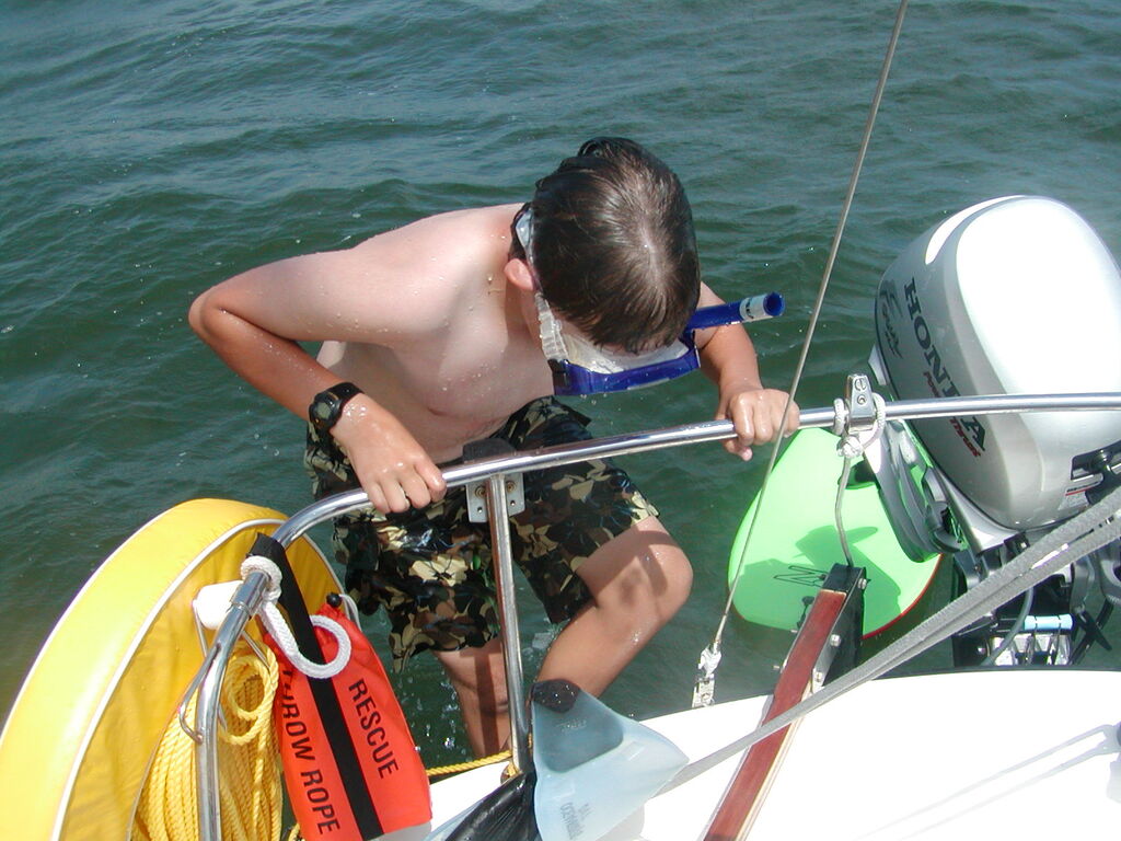 No description provided for: /2003/07-09/0810-sail-kaufmans/photo07.html