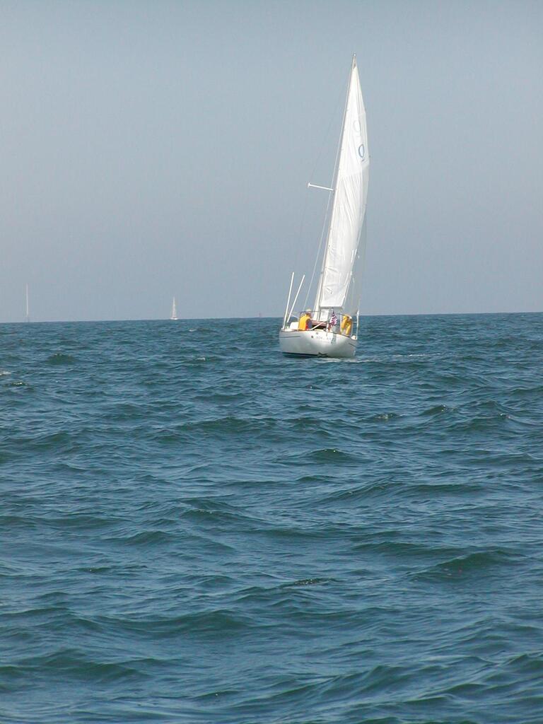 No description provided for: /2003/07-09/0820-big-sail/photo03.html