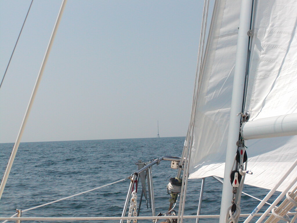 No description provided for: /2003/07-09/0820-big-sail/photo14.html