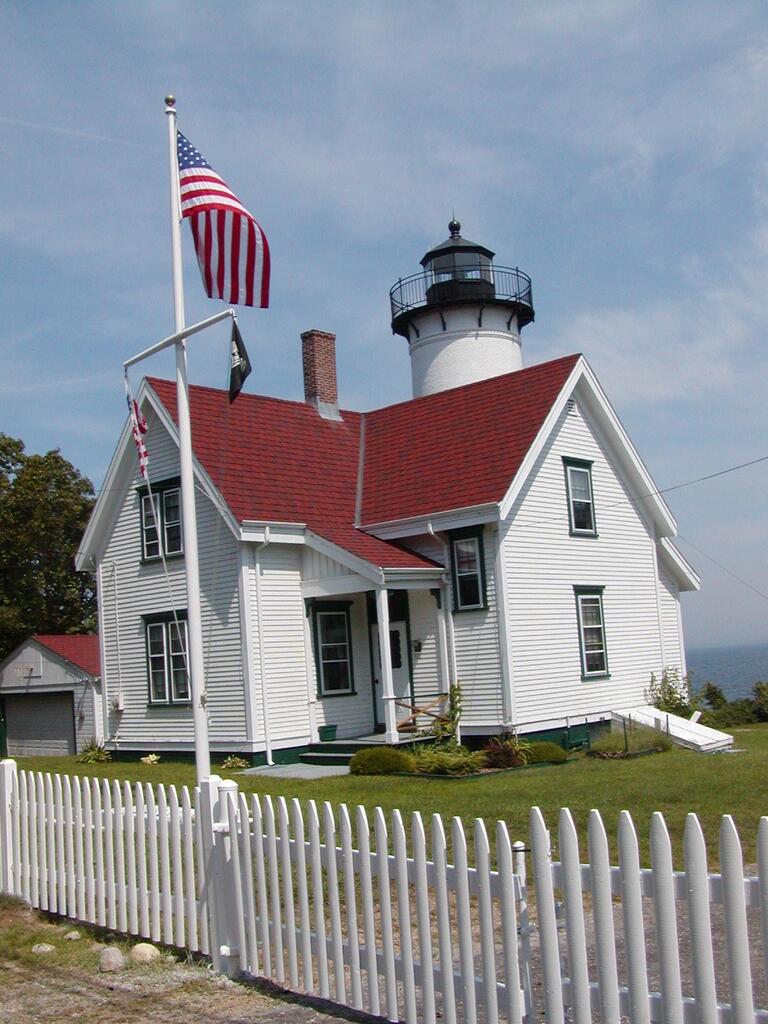 No description provided for: /2003/07-09/0821-big-sail/_2/photo30.html