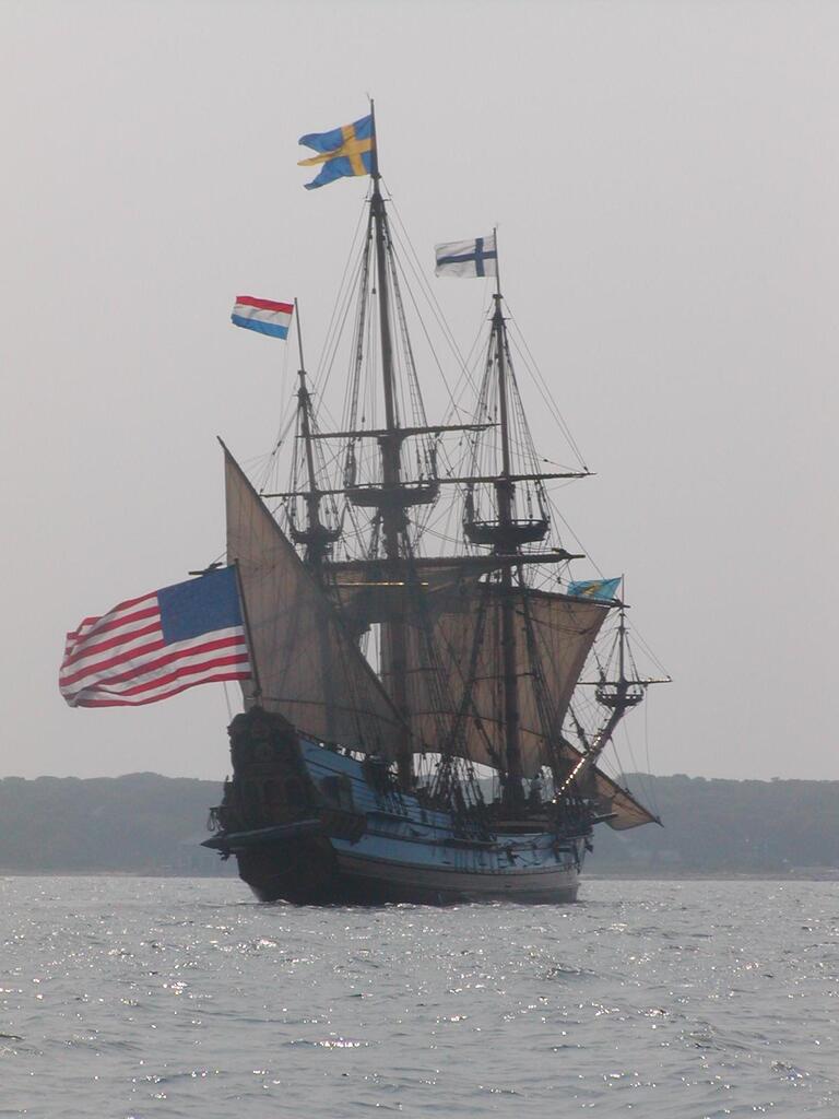 No description provided for: /2003/07-09/0822-big-sail/_1/photo14.html