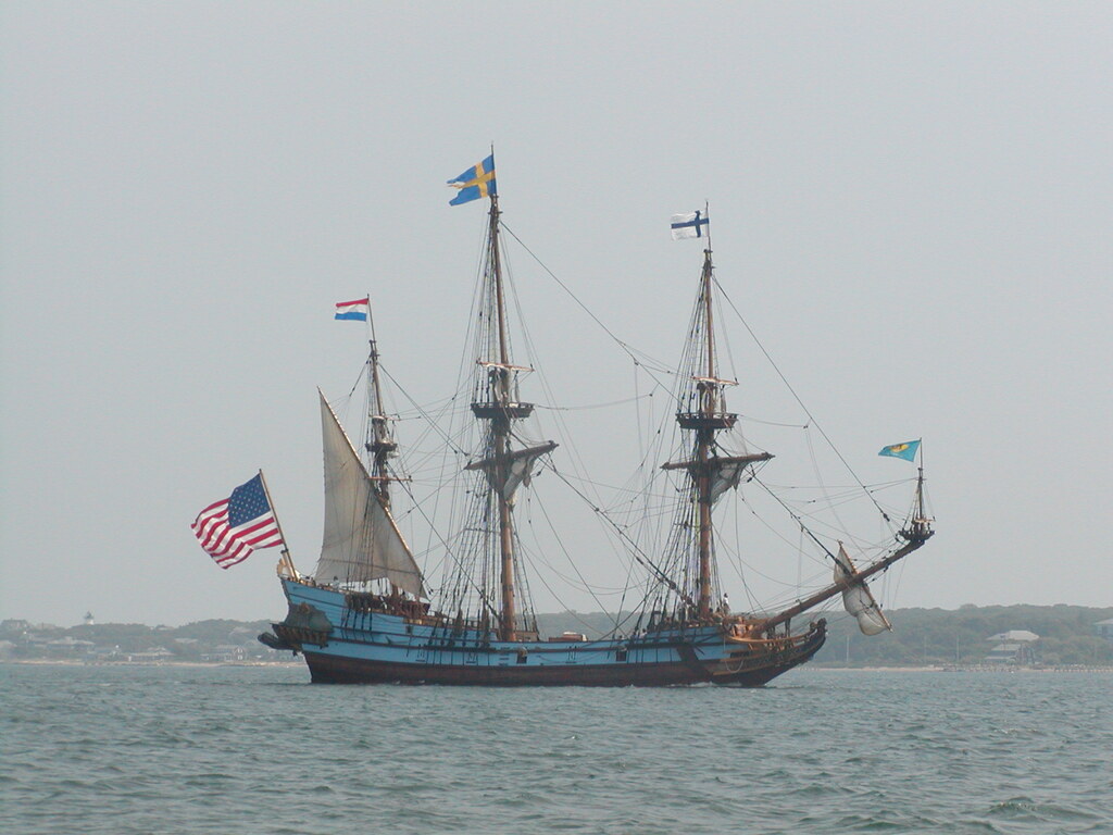 No description provided for: /2003/07-09/0822-big-sail/_2/photo20.html