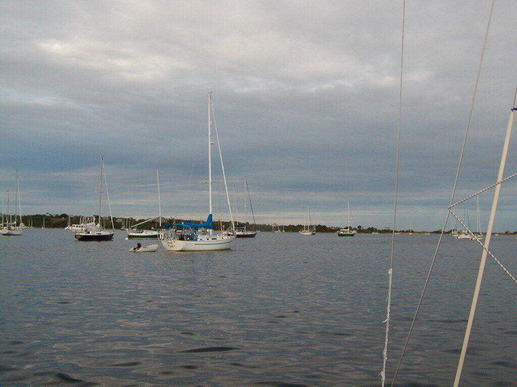 No description provided for: /2003/07-09/0825-big-sail/photo04.html