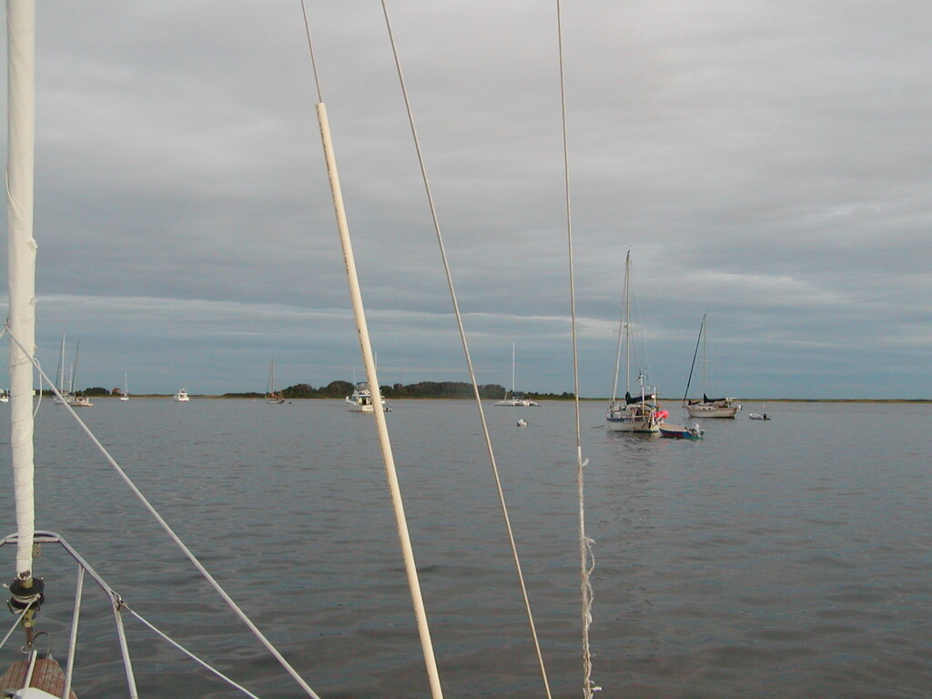 No description provided for: /2003/07-09/0825-big-sail/photo06.html