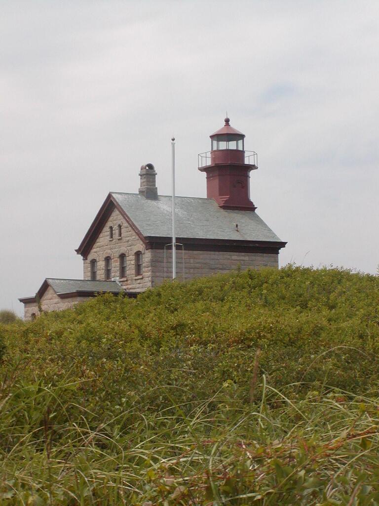 No description provided for: /2003/07-09/0826-big-sail/_2/photo31.html