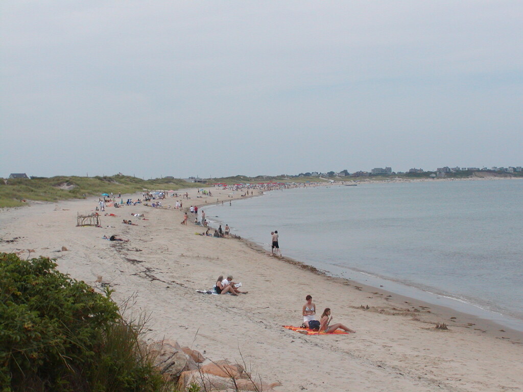 No description provided for: /2003/07-09/0826-big-sail/_2/photo39.html