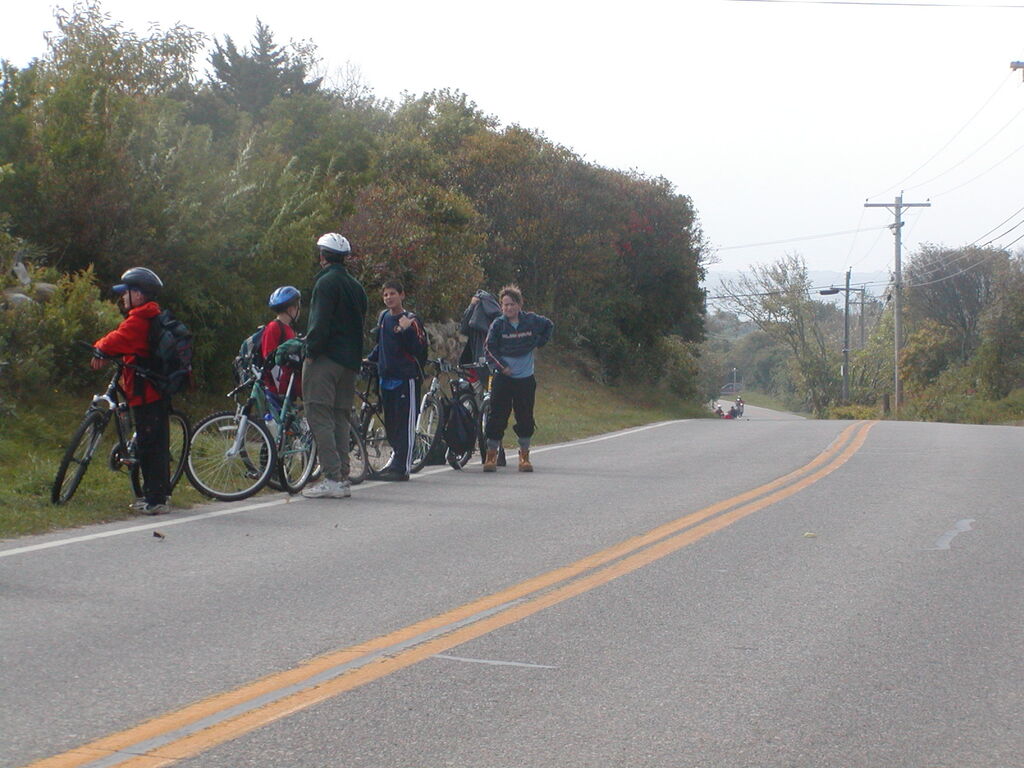 No description provided for: /2003/10-12/1011-bsa-block-island/photo09.html