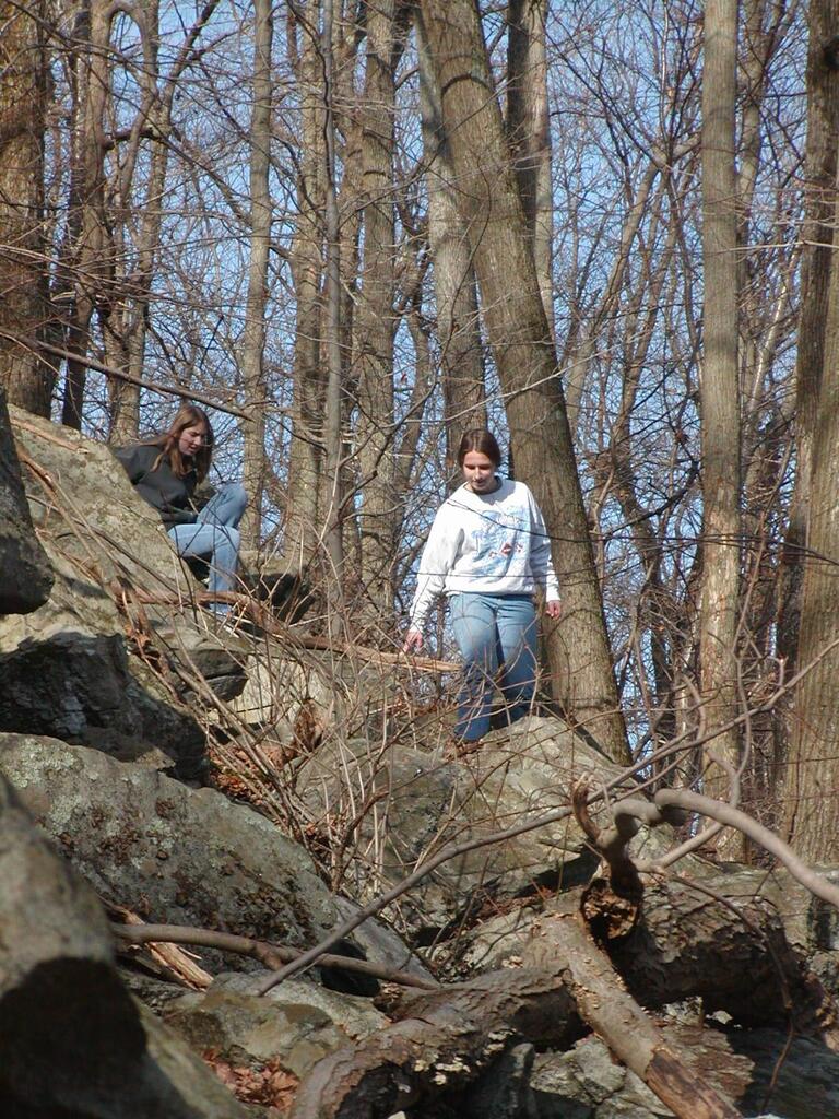 No description provided for: /2003/10-12/1123-erin-bday-hike/photo01.html