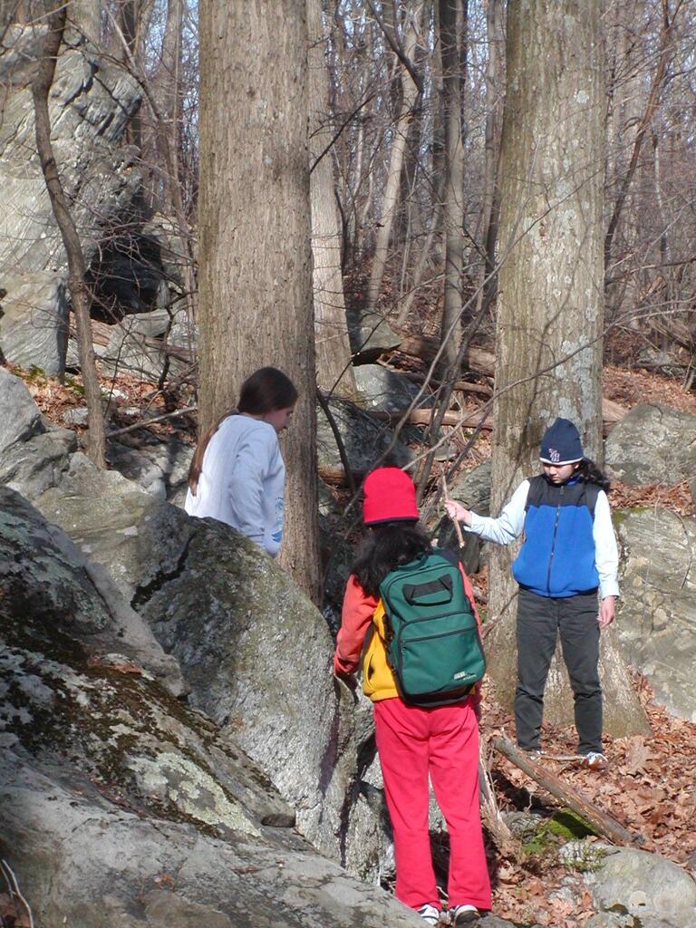 No description provided for: /2003/10-12/1123-erin-bday-hike/photo02.html