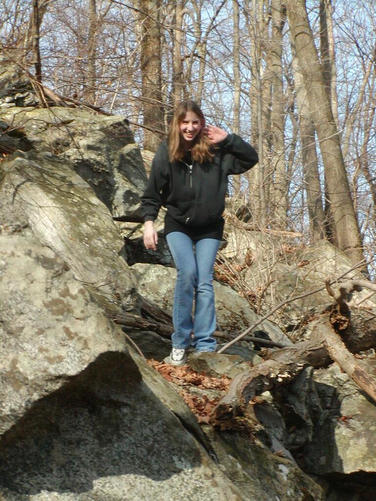 No description provided for: /2003/10-12/1123-erin-bday-hike/photo04.html