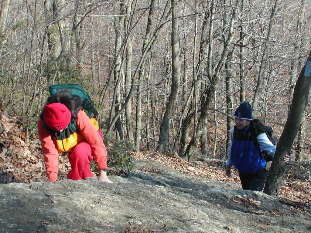 No description provided for: /2003/10-12/1123-erin-bday-hike/photo10.html