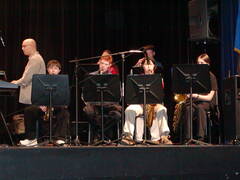 Image file: photo06.jpg