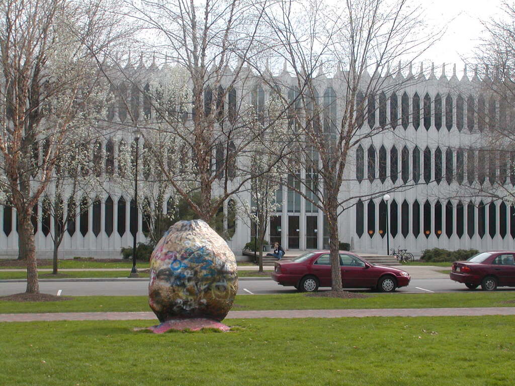 No description provided for: /2004/04-06/0419-oberlin/photo04.html