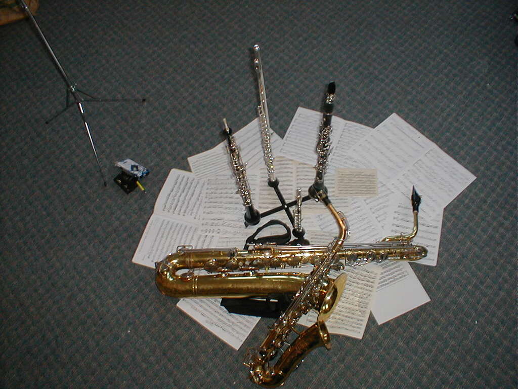 No description provided for: /2004/04-06/0424-instruments/_1/photo04.html