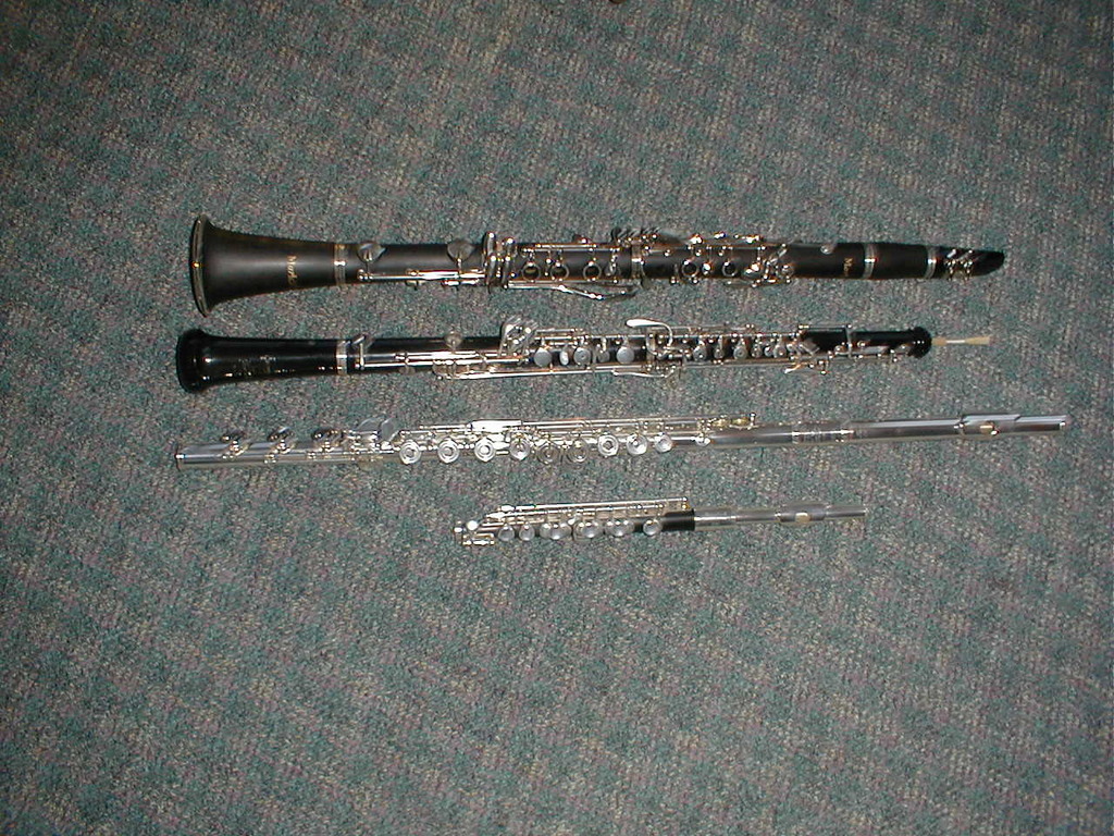 No description provided for: /2004/04-06/0424-instruments/_2/photo23.html