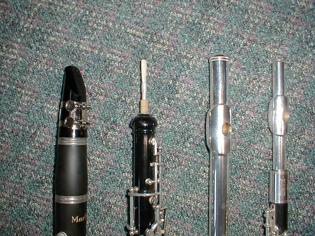 No description provided for: /2004/04-06/0424-instruments/_2/photo27.html