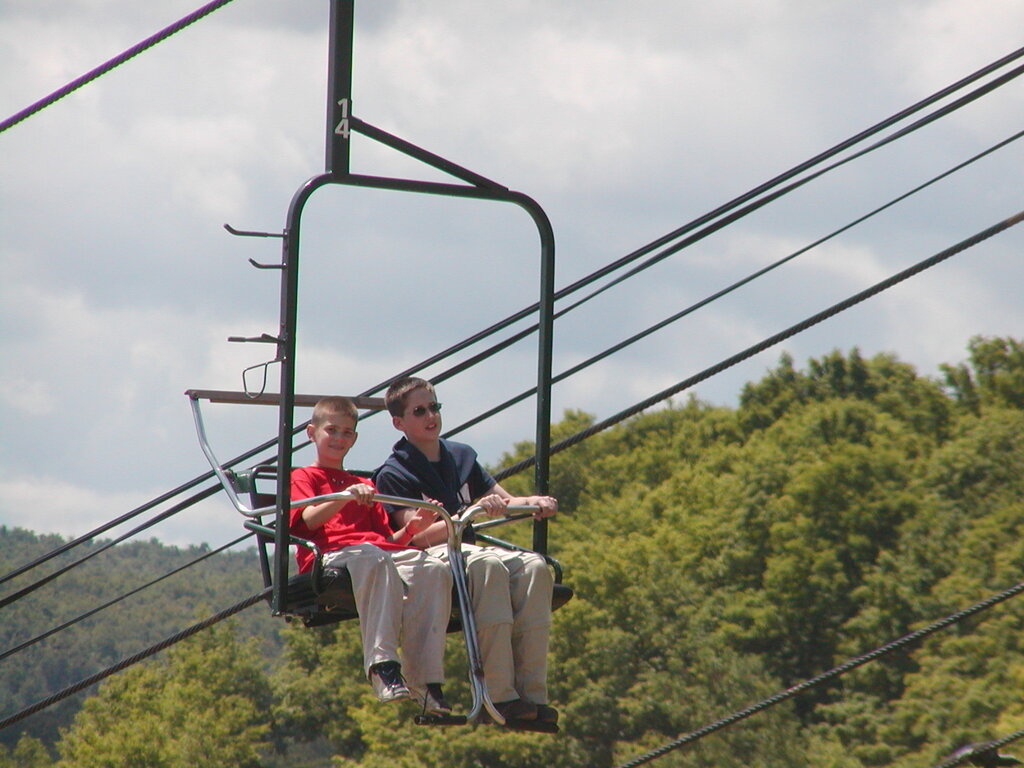 No description provided for: /2004/04-06/0629-bsa-vt/_1/photo04.html