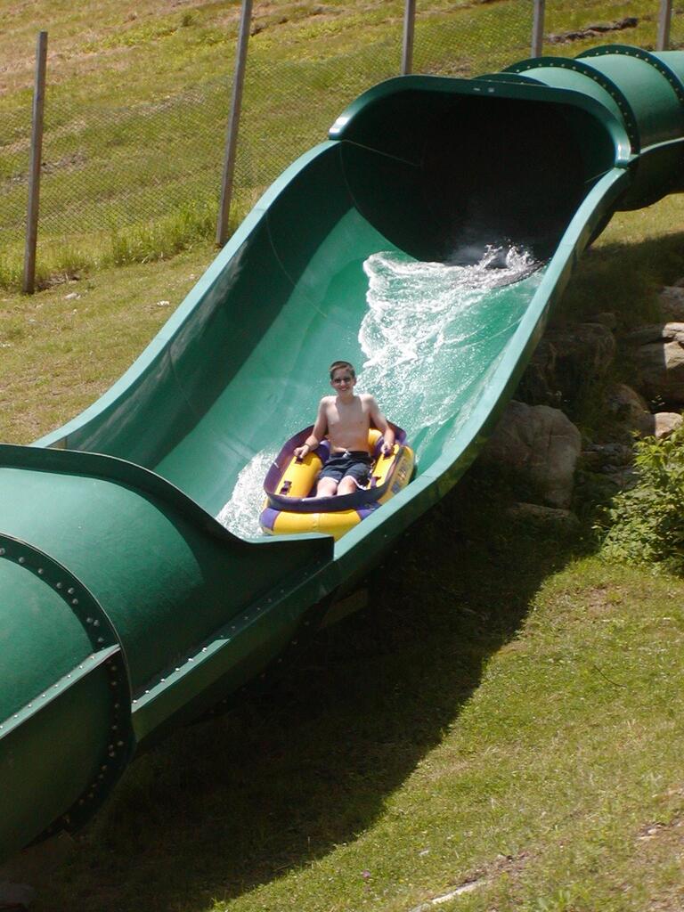 No description provided for: /2004/04-06/0629-bsa-vt/_1/photo12.html