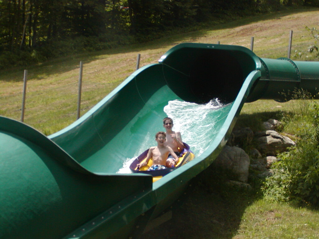 No description provided for: /2004/04-06/0629-bsa-vt/_1/photo13.html