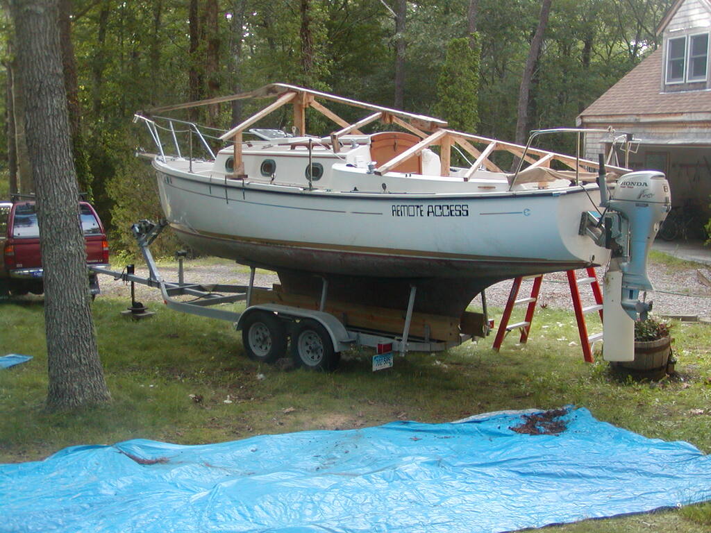No description provided for: /2004/07-09/0731-boat-cover/photo01.html