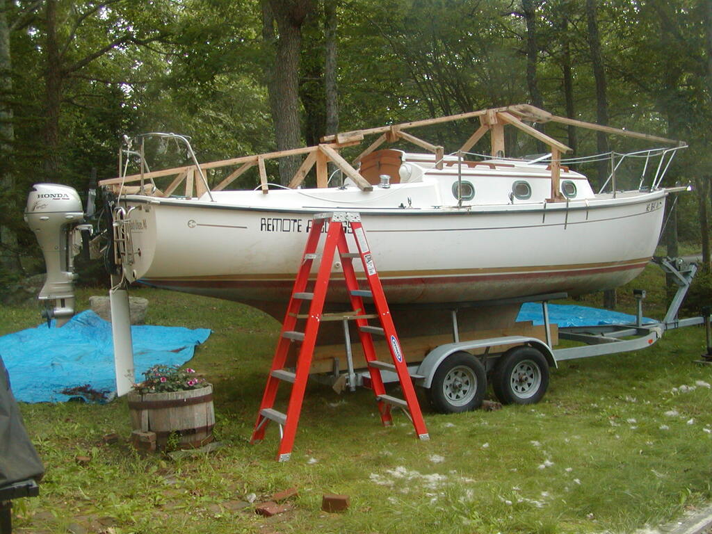 No description provided for: /2004/07-09/0731-boat-cover/photo02.html