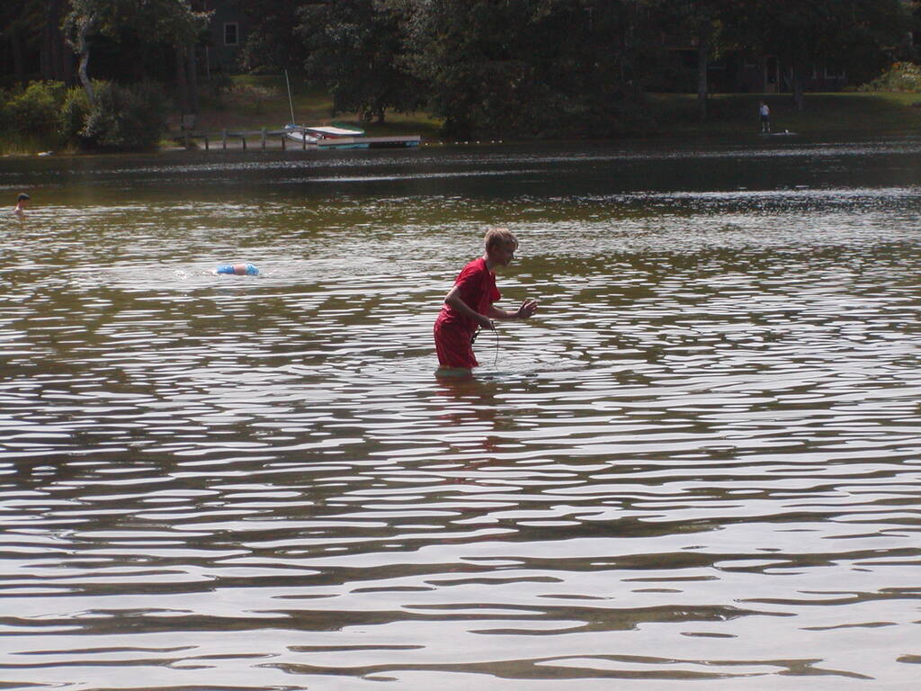 No description provided for: /2004/07-09/0812-daniel+ian/photo02.html