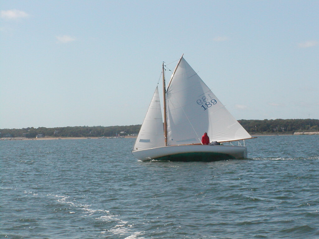 No description provided for: /2004/07-09/0906-sailing/photo02.html