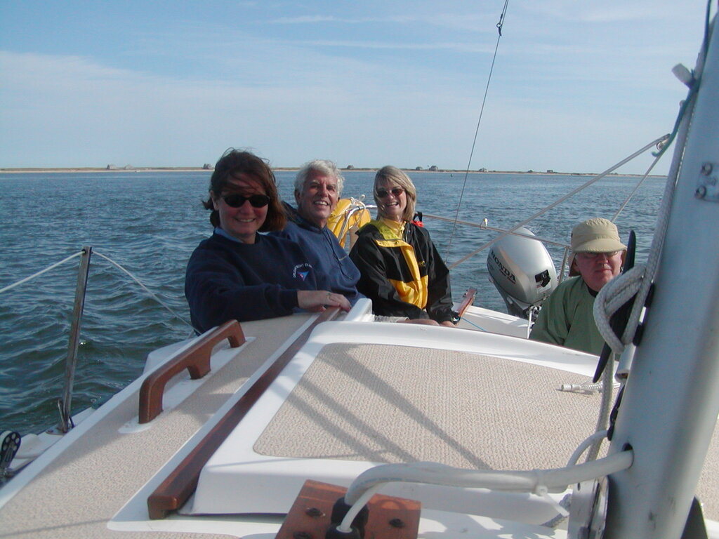 No description provided for: /2004/07-09/0921-frank-sharon-bill/photo06.html