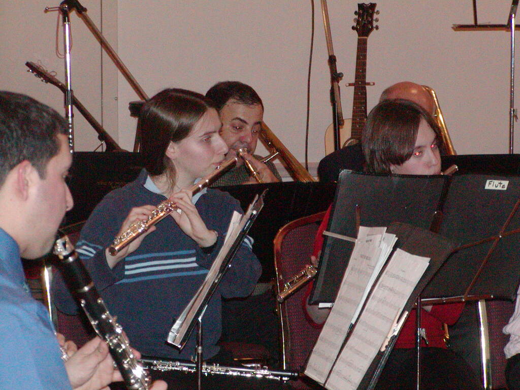 No description provided for: /2004/10-12/1219-portugese-club/photo12.html