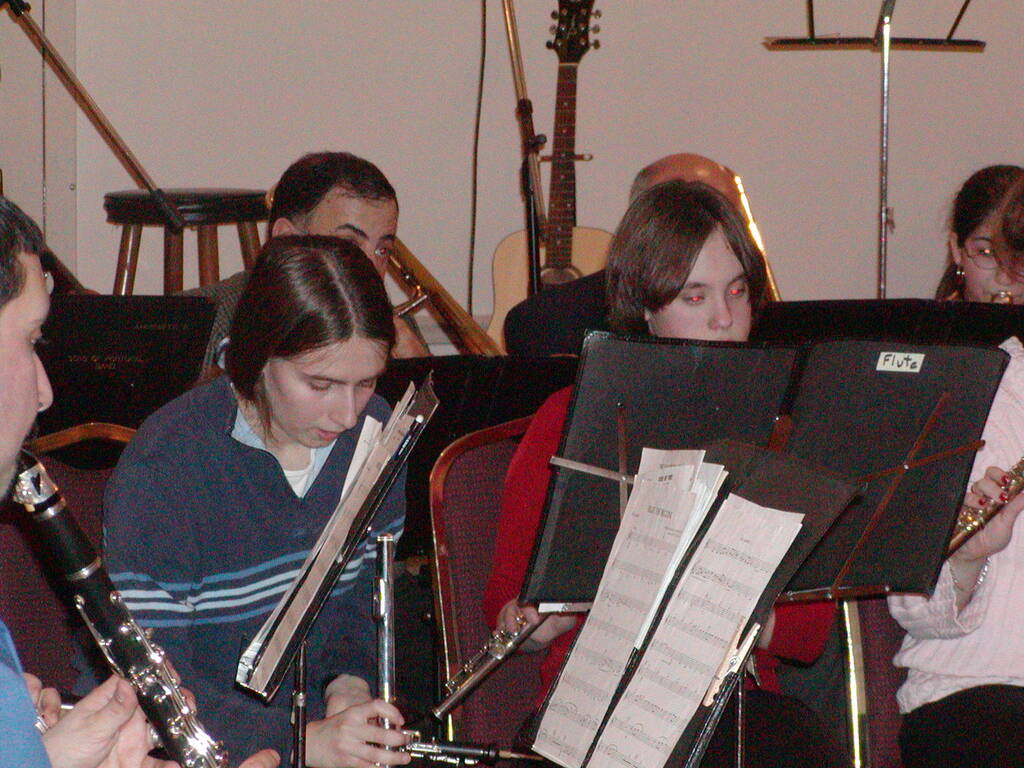 No description provided for: /2004/10-12/1219-portugese-club/photo13.html