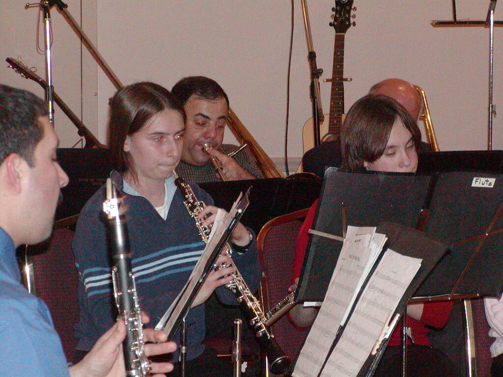 No description provided for: /2004/10-12/1219-portugese-club/photo14.html