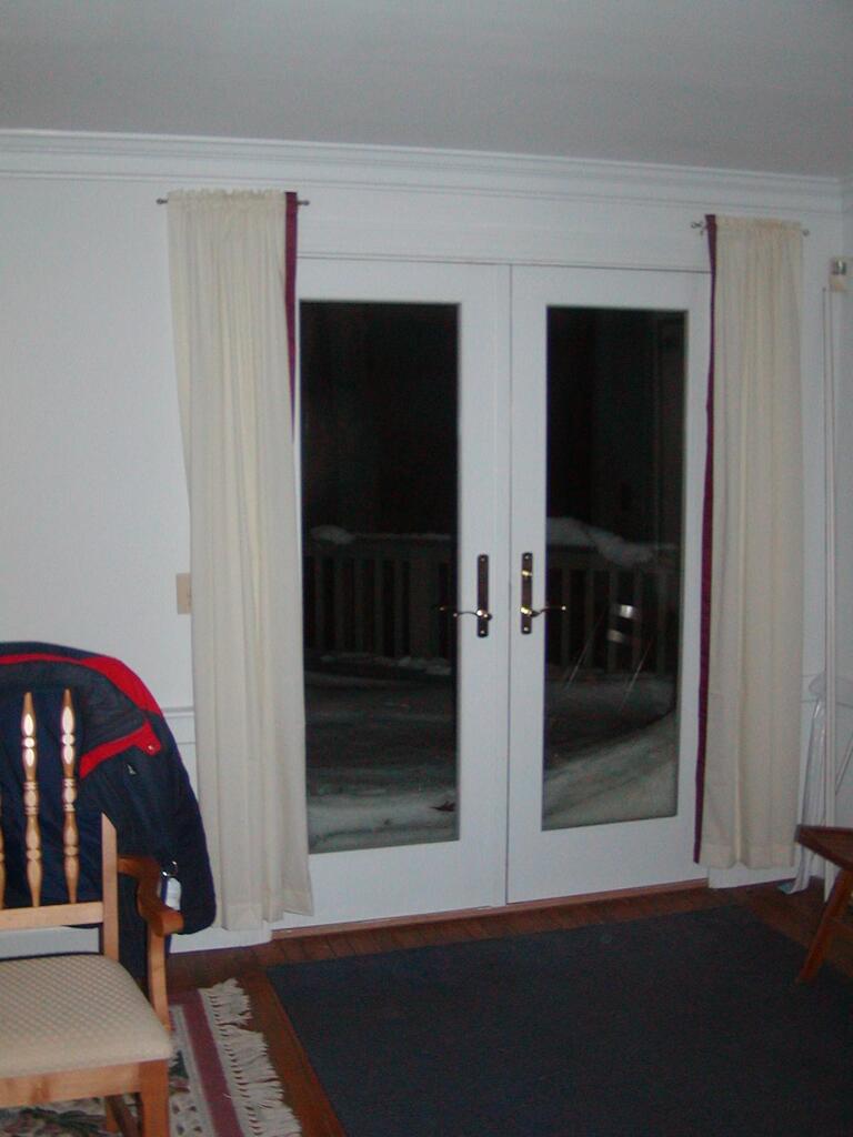 No description provided for: /2005/01-03/0202-snowed-in/photo13.html