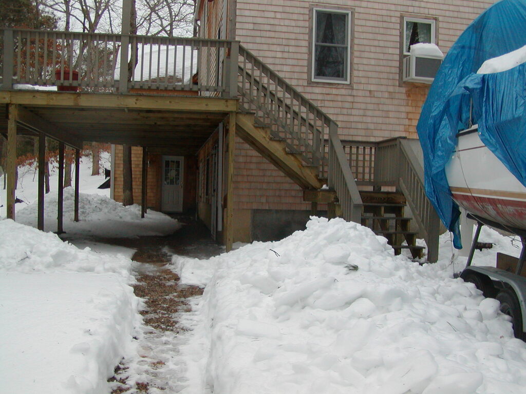 No description provided for: /2005/01-03/0203-dug-out/photo03.html