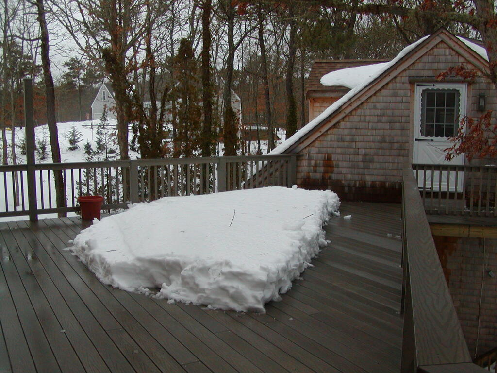 No description provided for: /2005/01-03/0203-dug-out/photo04.html