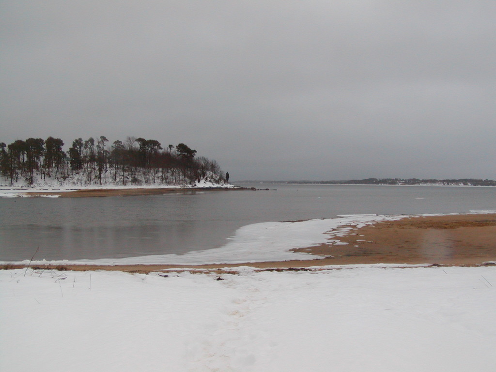 No description provided for: /2005/01-03/0203-quanset-pond/photo02.html