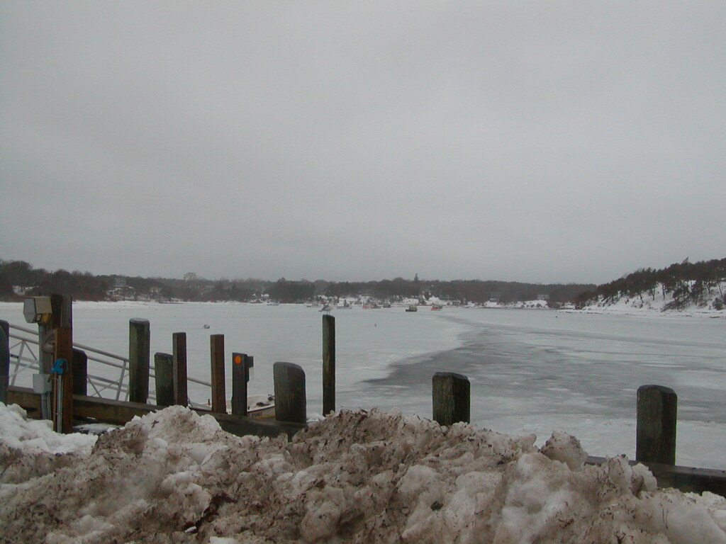 No description provided for: /2005/01-03/0203-ryders-cove/photo12.html