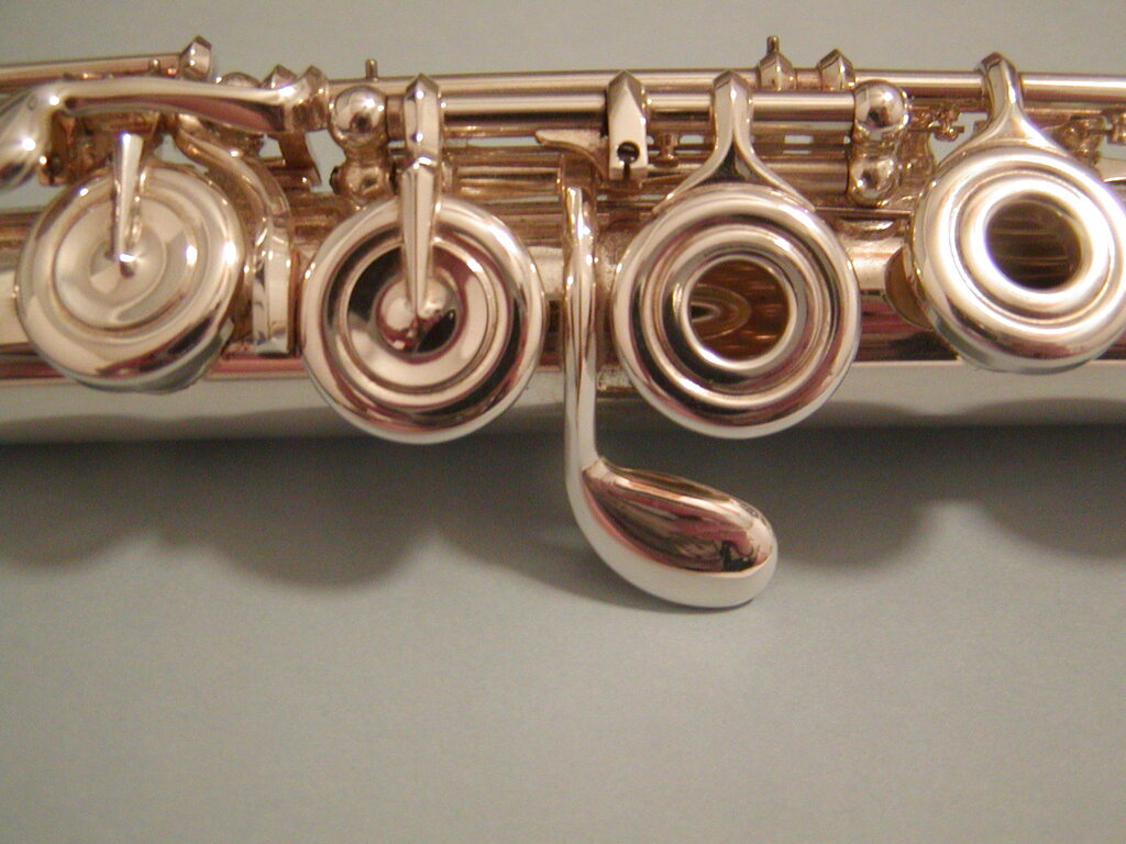 No description provided for: /2005/01-03/0216-flute/photo04.html